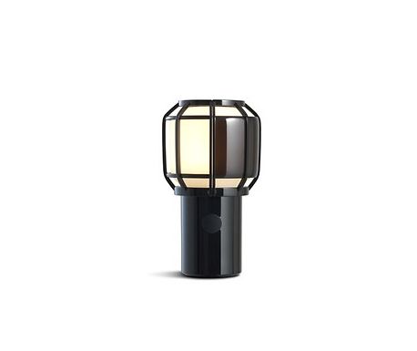 Lampe Chispa by MARSET x CUPRA Noir