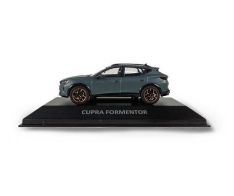 MINIATURE Cupra Formentor 1:43