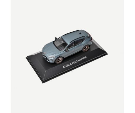 MINIATURE Cupra Formentor gris 1:43