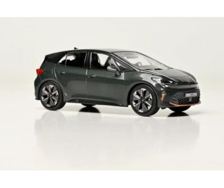MINIATURE Cupra Born vert 1:43