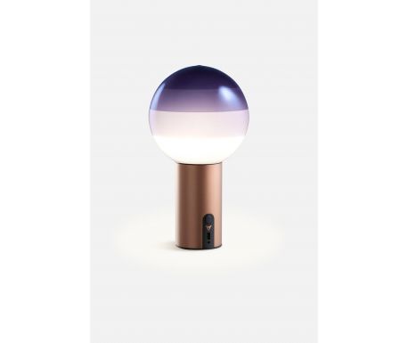 Lampe Chispa by MARSET x CUPRA Noir